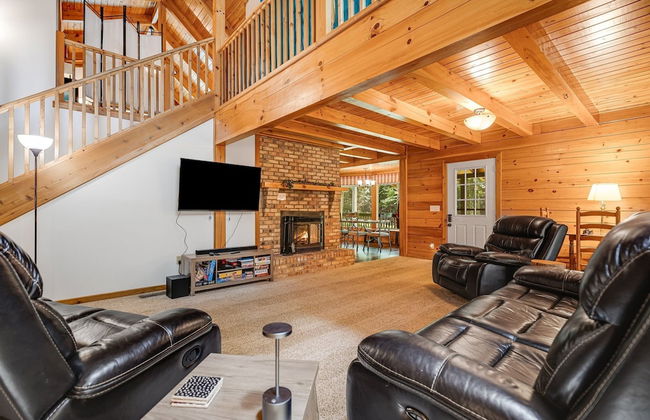 Twin Creeks Lodge by Avantstay 33 Acre Retreat - Foto 2