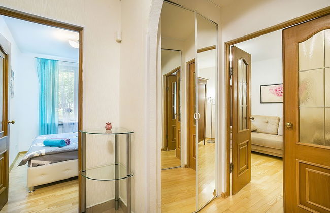 Apartment on Tryokhgorny Val 3 - Foto 3