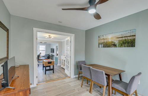 Walk to Broadkill Beach Sleek Family Home with Deck - Foto 10