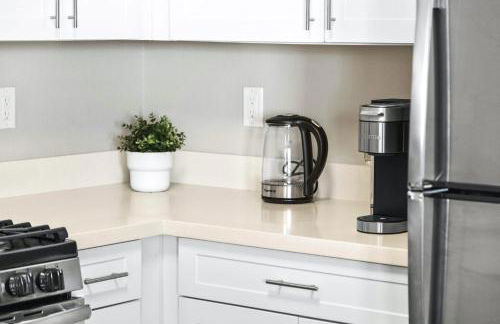 Designer Apt with Jacuzzi, Sky Lounge, Gym Access - Foto 50