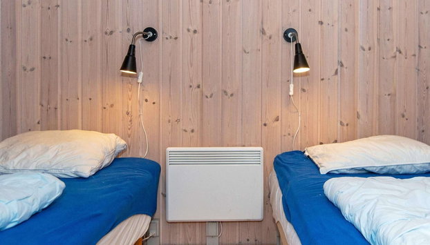 8 Person Holiday Home in Knebel - Foto 4, Habitación