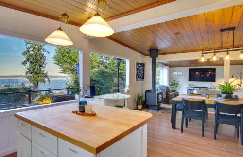 Puget Sound Cottage with Private Community Beach! - Photo 11