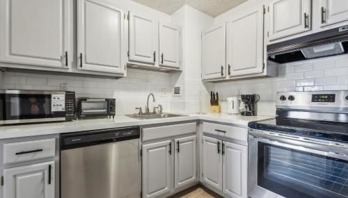 Legacy at Imperial Village 808 I 1 Bed 1 Bath - Foto 4