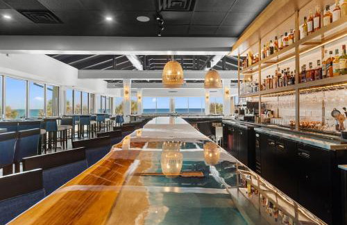 Panoramic Views Oceanfront Tower King Room 7th Flr - Foto 19