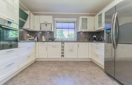 Ferienhaus Cottbus, Garage, große Sonnenterrasse, Kamin, 4 Zimmer, Ankleidezimmer - Foto 5