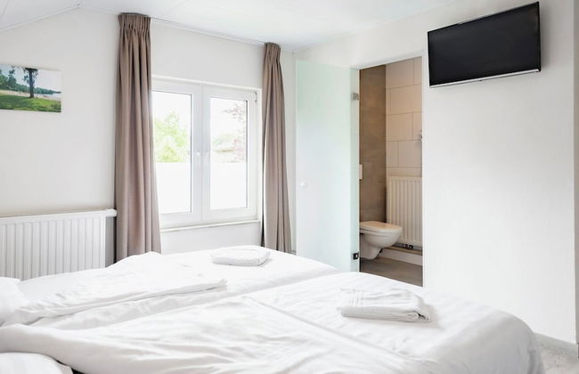 Summio Bungalowpark De Riethorst - Photo 3