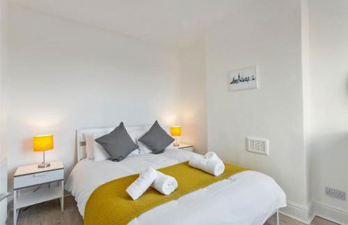 Jasmine Villa A - Ideal for QMC & Uni - Free parking - Photo 8