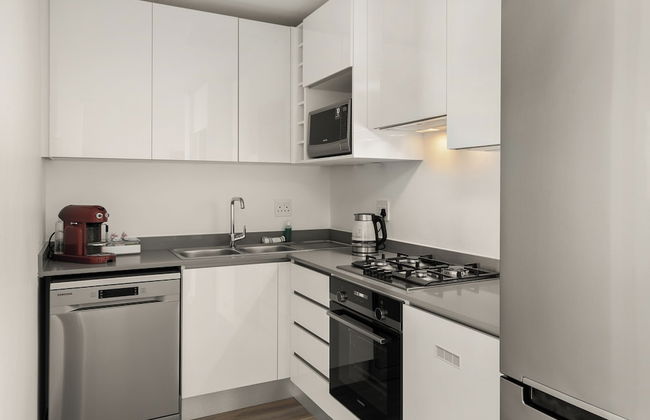 Illovo Central 1023 - Photo 8