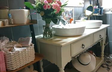 Comfortable Quiet House in the countryside Porte-du-Quercy for 8 people - Foto 9