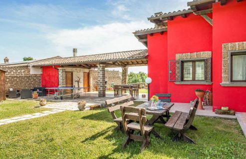 Gorgeous Home In Fabrica Di Roma - Foto 2