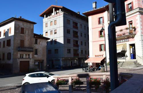 Lozzo di Cadore - Dolomiti - Piazza IV novembre - Photo 3