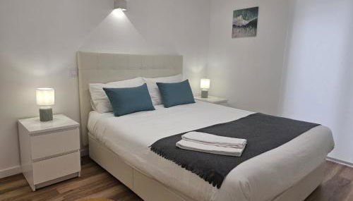 Sunflower Castle View in Óbidos - Photo 5