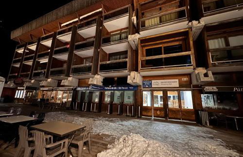 Studio cosy 4 pers, à APOLLO - Pied des pistes - SkiOpied, Casier à skis - Parking Gratuit - Domaine des Sybelles - Foto 2