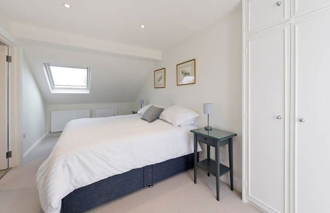 Spacious 4 Bed House, Battersea - Foto 33