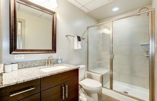 1BR Luxury Apartment With Rooftop Deck & Pool - Foto 28