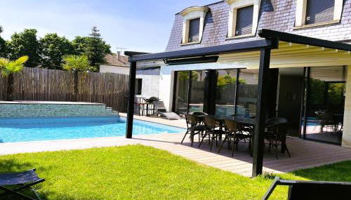 Villa avec Piscine - 15 ' JO - Vélos - 30 ' Disney - Foto 5