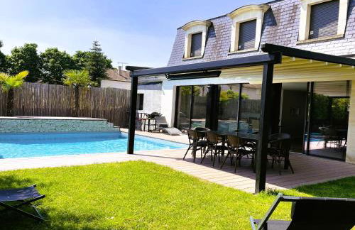 Villa avec Piscine - 15 ' JO - Vélos - 30 ' Disney - Foto 5