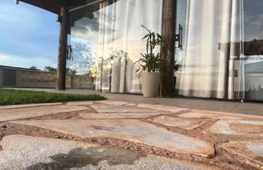 Chalé Mirante, piscina, cachoeira, lago e vista espetacular em Alexânia Goiás - Foto 28