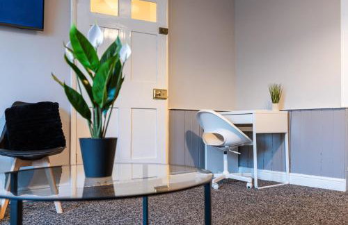 Airfield Manor - Photo 18