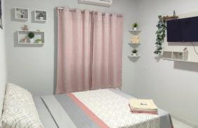 Quarto Casal Com AR Condicionado e Banheiro Privativo - Foto 1