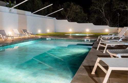 Villa Horizon Grande - Stunning Luxury villa great location sleeps 16 - Foto 7