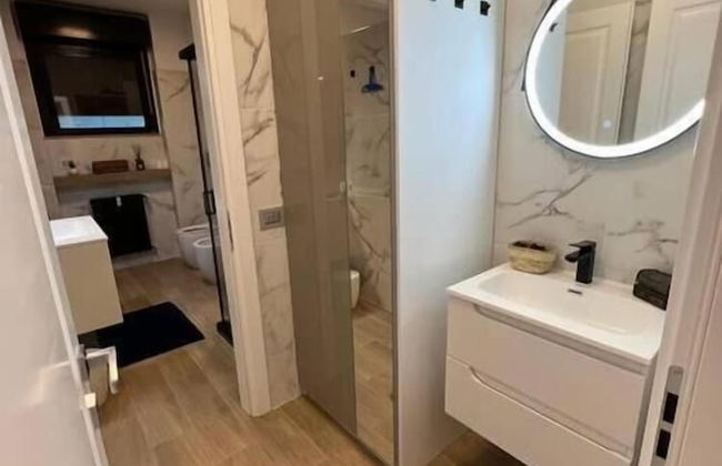 Stylish New Apartment in Milan Navigli - Photo 18