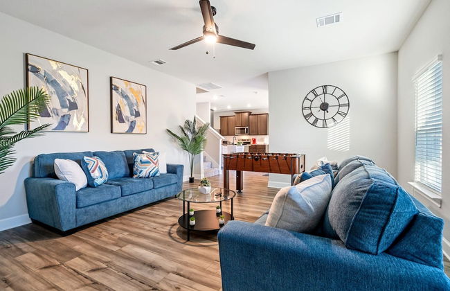 Perfect Home for Families Displaced by Insurance - Foto 3