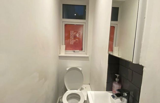 Charming 3-bed Apartment in London - Foto 25