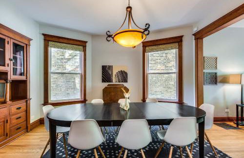 Garage Parking! Walk to Logan Square Station Plus Great Local Restaurants and Bars - Foto 8