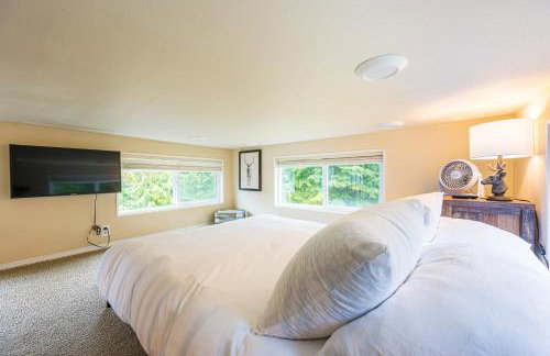 ElkCreek Inn Creekside tiny home - Foto 12