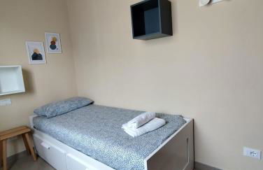 Casa con ampio terrazzo, vista lago e giardino - Foto 70