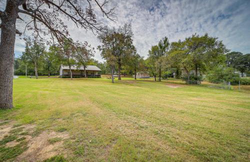 Cozy Checotah Retreat with Deck Near Eufaula Lake - Foto 30