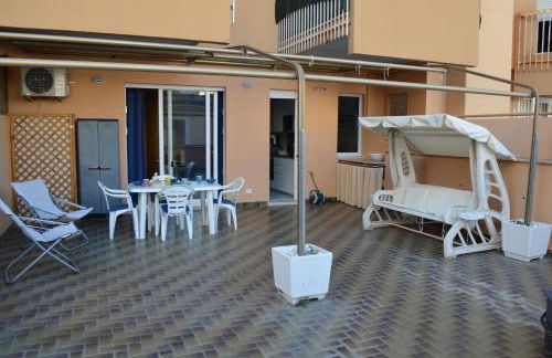 Open Space Centralissimo Nettuno fronte Porto - Foto 5