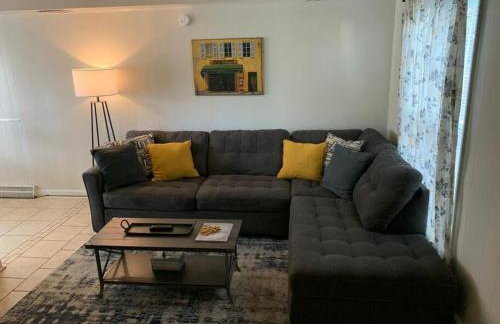 Suite 4, Sleep 5, Walk to Attractions in Uptown - Foto 1