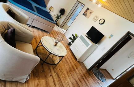 Private Studio Apartment with Balcony in Dortmund-Brackel - Foto 4