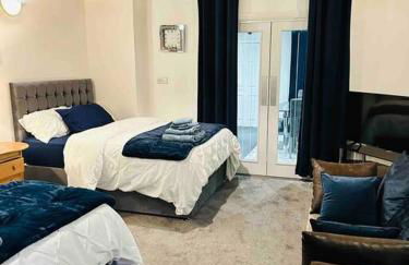 Modern 2 Bedroom Apt Derby City - Foto 13