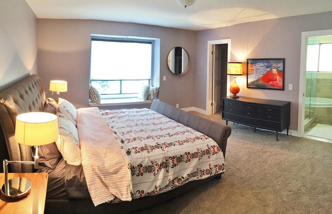 Exquisite 7-BR Home by the Mountains - Photo 6