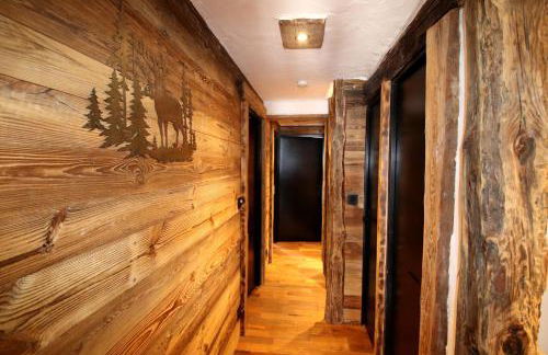 Chalet le Chantelevent for 24 Guests - Slope Views, Pool & Jacuzzi - Foto 40