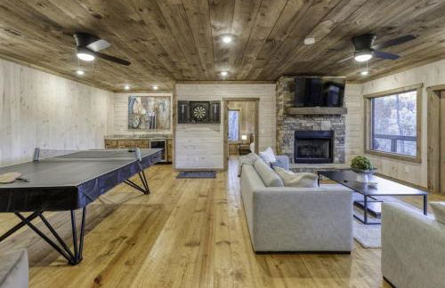 Modern Rustic Cabin with Sprawling Views and Hot Tub - Foto 31