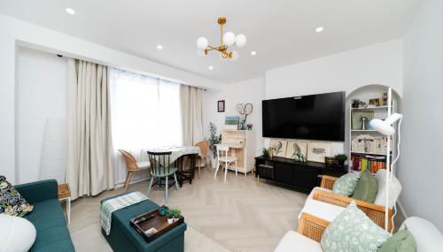 Newly Refurbished Two Bedroom Garden Flat - Sleeps 6 - Foto 1