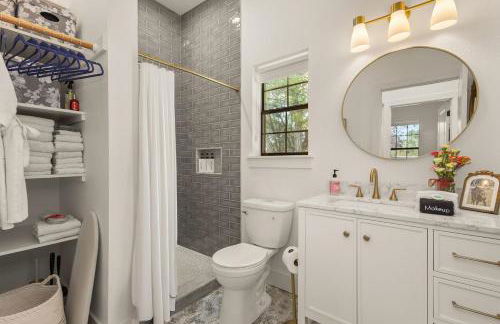 Feed Deer and Chickens Cozy Cottage 8 min to Boerne - Photo 37