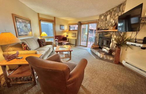 Cozy 1 bed end unit ski in ski out condo - Foto 9