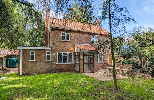 Pixies Wood Cottage - Foto 1