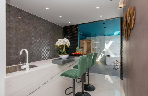 Luxury Lake-View Villa Karmen with Heated Pool, Private Spa & Sunset Terrace - Foto 12