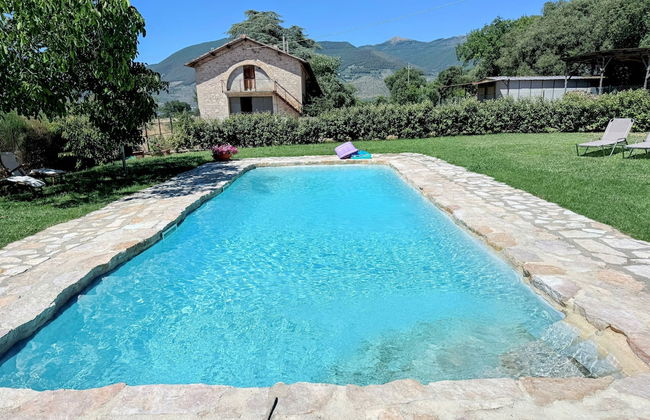 Spoleto Biofarm-sleeps 8 Guests-salt Water Pool-beautiful-exclusively Yours-wifi - Photo 38