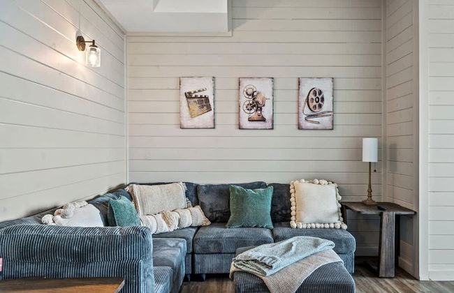 NEW Lake Cabin Sleeps 14 Indoor Pool Hot Tub - Foto 29