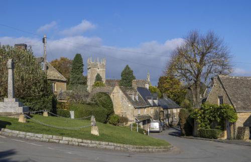 Longborough House - Photo 37