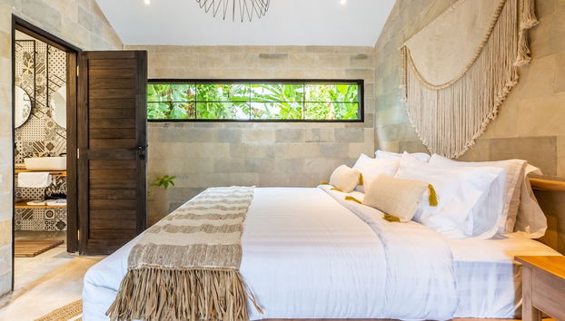 Rumah Villa by EVDEkimi - Quiet Ubud escape with Pool and Outdoor lounge - Foto 5, Camera