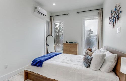 Mtn-View Hidden Falls Cabin with Hot Tub and Deck - Foto 20