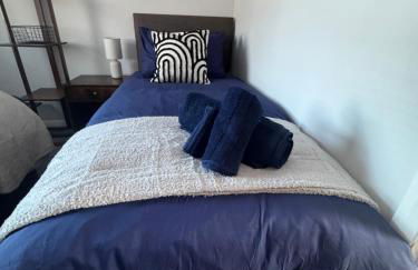 Oakleigh Way, Carlisle - 2 Bedroom, sleeps 4, Fully furnished - Photo 12